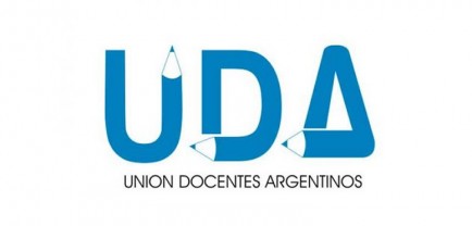  La Uni�n Docentes Argentinos, expresa su profunda tristeza ante  el tr�gico accidente vial, en el  que  perdieron su vida docentes que concurr�an a  dictar clases a sus escuelas.       