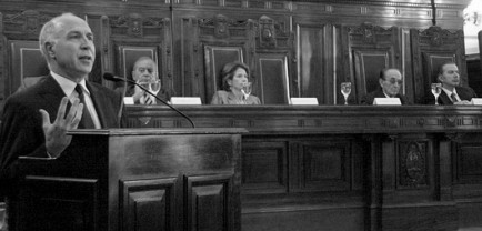 Será el 28 de agosto y reunirá al Gobierno, al Grupo Clarín y a los