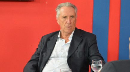 En di�logo con Maxi Romero y Carlos Renna el dirigente de 