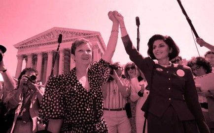 Norma McCorvey, izquierda, tambin conocida como Jane Roe en la decisin de 1973, a las afueras de la Corte Suprema en Washington en 1989