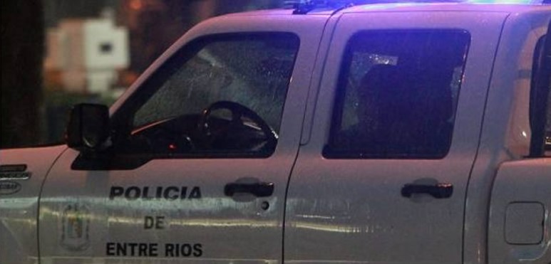 El autor del disparo sería otro joven que se conducía en motocicleta.