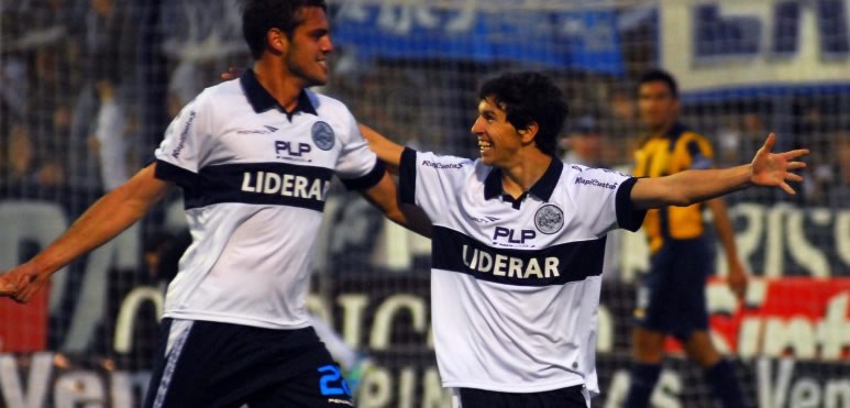 Gimnasia venció 3 a 1 a Central y lleva dos de dos como local. Ferrari e/c puso las cosas 1 a 0 a los 40 segundos. Amplió Rasic y tras el descuento de Niell apareció Nacho Fernández para definirlo con un golazo. Segunda caída al hilo de los de Russo.