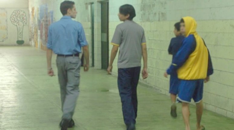 Lo afirmó el Licenciado en Ciencias Políticas Eduardo Bustelo. “La gran mayoría de los pibes argentinos son buenos a pesar de los adultos”, remarcó el primer director de la Oficina de UNICEF en argentina.