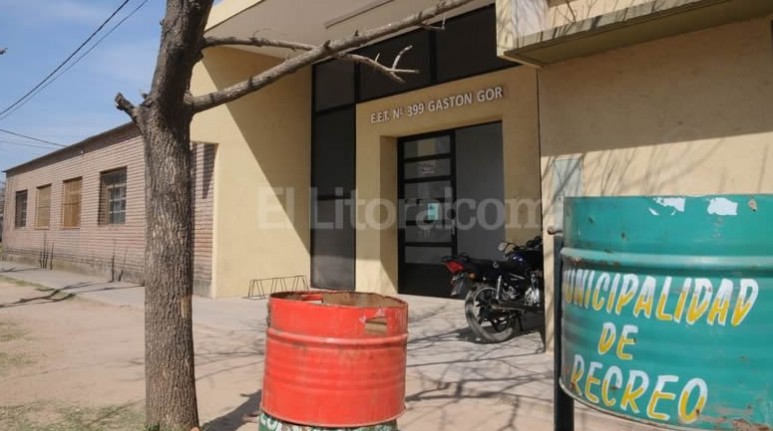 Uno de los lesionados es estudiante de la Escuela de Enseñanza Técnica Nº 399 Gastón Gori. Todo ocurrió cuando los alumnos se retiraron de clases