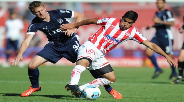 Independiente lo ganaba 1-0 con gol de Montenegro, de penal, en el primer tiempo pero Unión salió decidido a igualarlo en el complemento. Luego de una contra perfecta manejada por el tucumano Palacios, Brahian Alemán -de cabeza- puso el 1 a 1 definitivo.