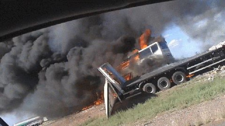 Un automovilista registró imágenes escalofriantes momentos después del fatal accidente en el que murieron 17 personas y otras 14 resultaron heridas
