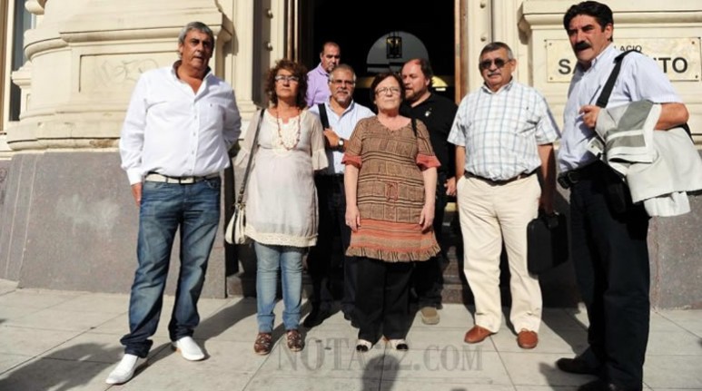 Los gremios con representación nacional adelantaron que reclamarán un salario básico de 5.500 pesos y que se reabra la negociación en junio.