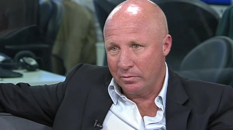 Mira la entrevista realizada al ex jugador de fútbol, hoy diputado nacional.