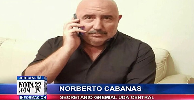 SALARIO. El Secretario Gremial de UDA Central dijo que ante el pedido de su entidad sindical en el marco de la Paritaria Nacional Docente los dems (sindicatos) no se opusieron pero guardaron silencio.