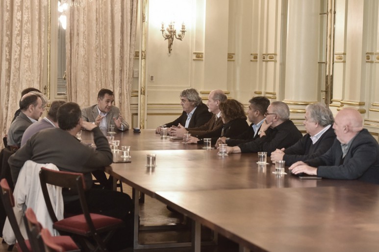 El Secretario de Polticas Educativas de la CGT y titular de UDA, Sergio Romero, dijo que llega 