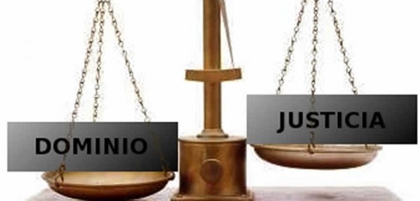 Los delincuentes entran por una puerta y salen por la otra