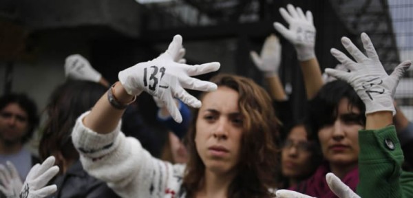 J�venes de Yo Soy 132: �El narco se ha vuelto un pretexto injerencista de EE UU�