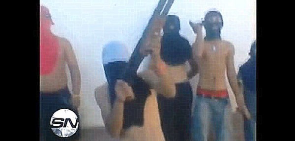 Conmoci�n por un video con jovenes fuertemente armados