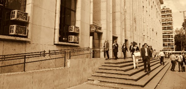 Primer divorcio de un matrimonio formado por mujeres