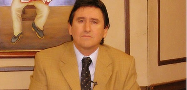 Los precandidatos en sus marcas