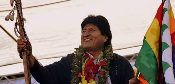 Evo Morales entreg� en La Haya el reclamo a Chile de la salida al mar