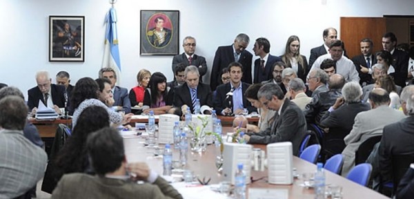 El oficialismo en Diputados retoma el debate por el blanqueo de capitales