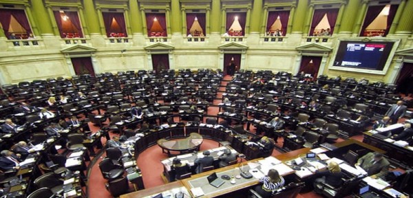 El Gobierno impulsa en el Congreso la creacin de centros de estudiantes