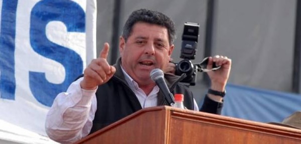 Seguidores de De Angeli, a las trompadas en la asamblea del PRO