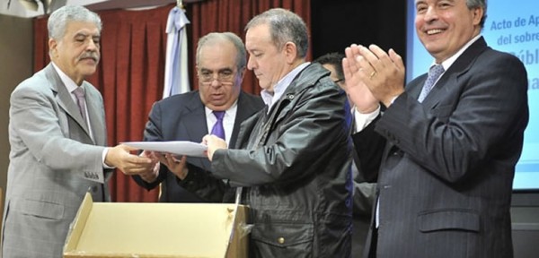 Lázaro Báez, entre los finalistas para construir la represa Néstor Kirchner
