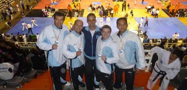 En Taekwondo, santafesino.