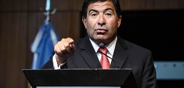 La AFIP denunciará a los fondos buitre por el escándalo en la FIFA