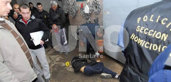 Asesinaron con tres tiros a un adolescente en barrio Los Hornos