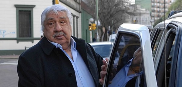 Lescano vaticin� que m�s gremios dejar�n la CGT oficialista que dirige Cal�