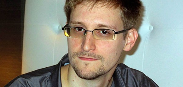 Snowden: EE.UU. apoya los ataques israeles con dinero, armas con dinero, armas y vigilancia