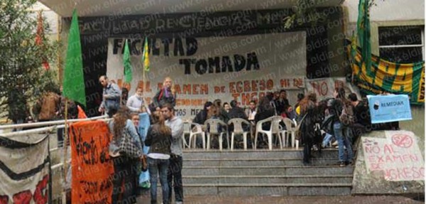 Medicina sigue tomada y sali un fallo judicial a favor de los alumnos