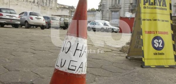 Desde 2006, el estacionamiento privado subi� un 800% sus tarifas