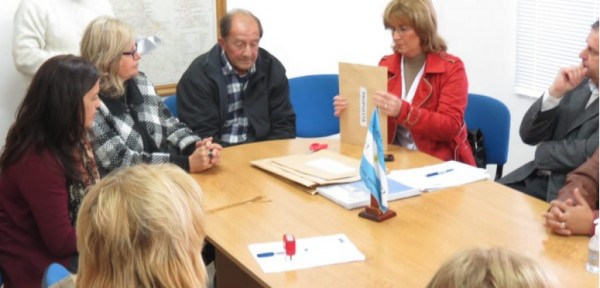 Cuatro ofertas para refaccionar escuelas de Helvecia, Cayast y Santa Rosa de Calchines