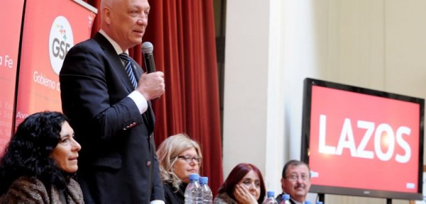 Antonio Bonfatti present Lazos, un programa que pretende dar respuesta a las adicciones y la violencia en las escuelas