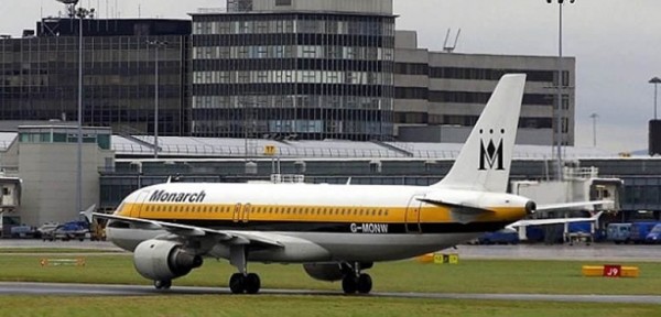 La hicieron desnudar en un aeropuerto por usar shorts