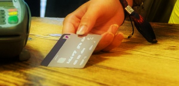 A paso lento, la Supercard ya se ofrece en algunos supermercados