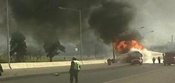 Rosario: explot� un cami�n cargado de combustible