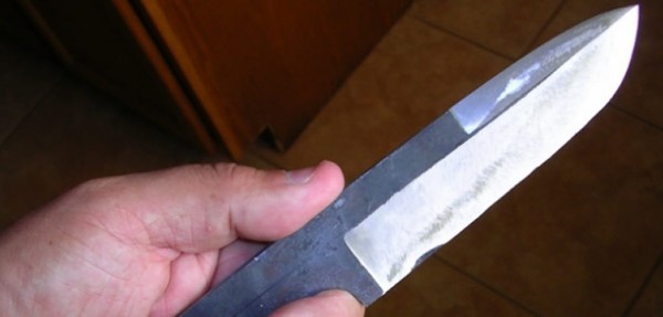 Dos cr�menes a cuchilladas