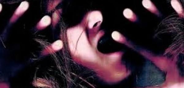 Le peg� salvajemente a una mujer tras perder concurso de TV