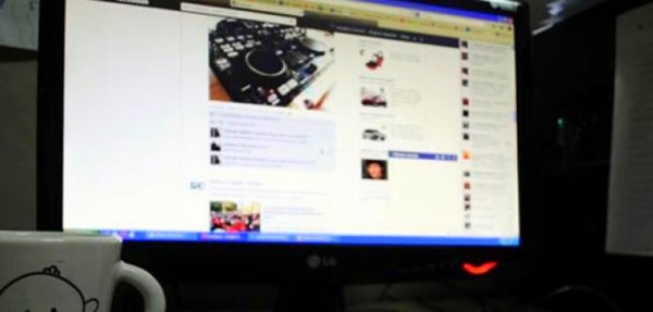 Tiene 14 a�os y se fug� con un ciberamigo de 24 que hab�a conocido por Facebook