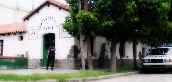 Apu�al� a una mujer por un problema de tr�nsito