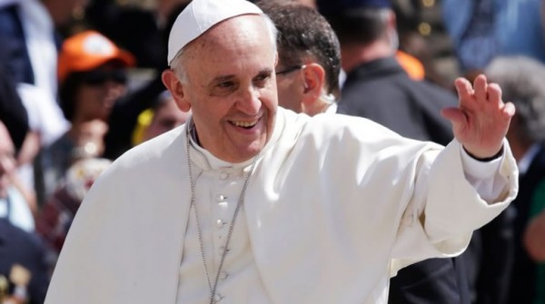 El papa Francisco neg� su renuncia y se�al� a la prensa argentina por la instalaci�n del rumor internacional