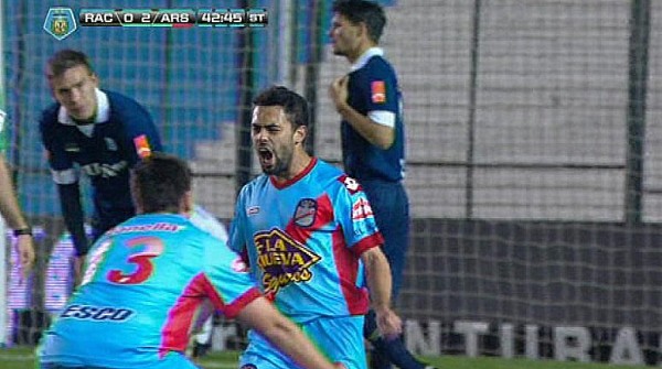 Perdió Racing con Arsenal