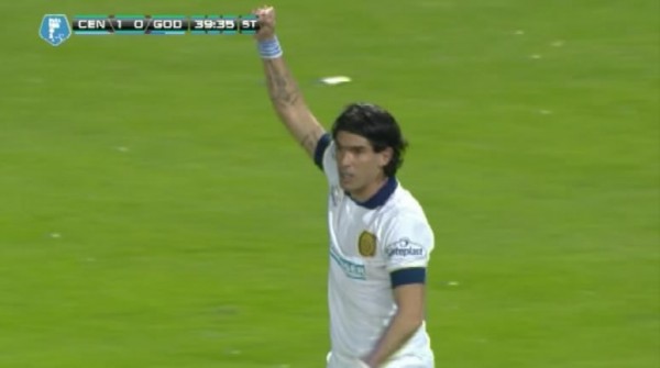 Ag�nico triunfo Canalla