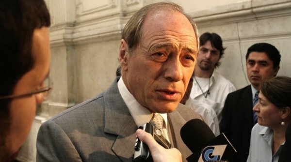 Zaffaroni asumir�a la defensa del juez Axel L�pez en el jury