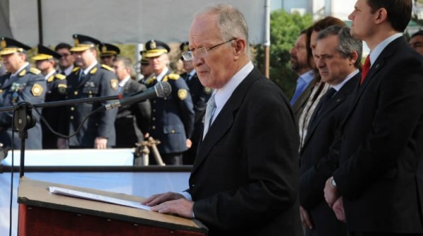 Ra�l Lamberto afirm� que por decreto, el Estado crear� una Polic�a de Investigaciones