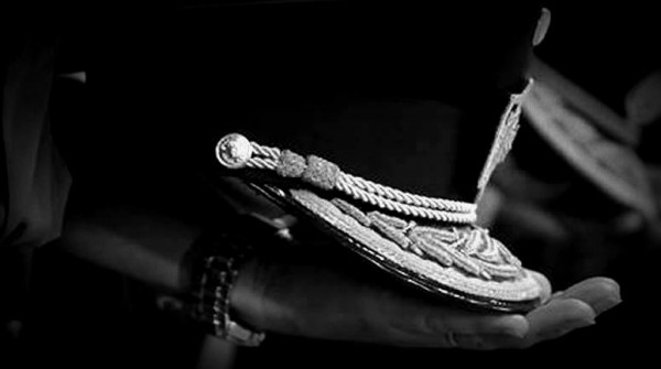 Rosario: Sigue la protesta policial en Jefatura