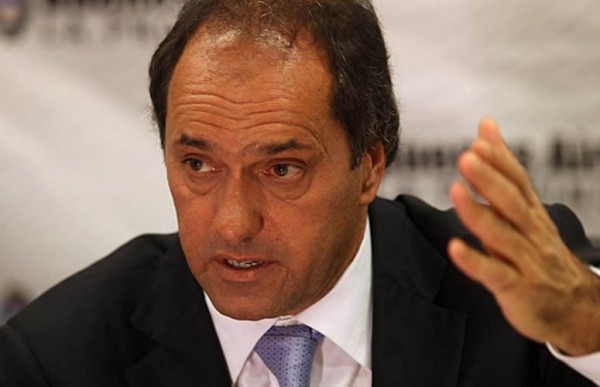 Daniel Scioli le respondi� a Milei por su ataque a Lula y exigi� 