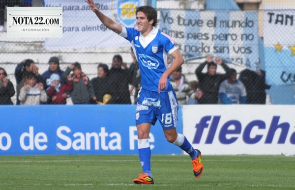 La Crema gan� y sube en la tabla