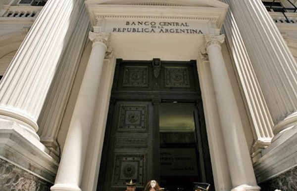 En medio de la devaluacin del real, el Banco Central vendi US$171 millones