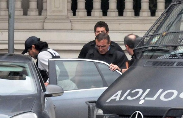 La UIF no detect� incremento patrimonial del ex jefe de la polic�a de la provincia Santa Fe Hugo Tognoli